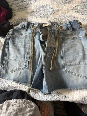 Free People  moxi shortLight Blue Denim Patch Pocket Shorts
